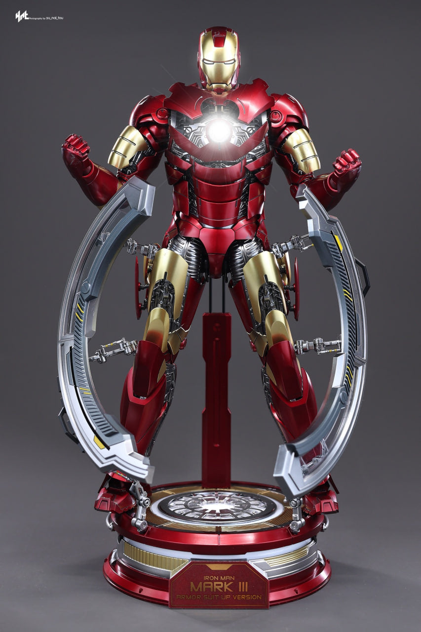 READY🔥Hot Toys MMS825D72B Iron Man 1/6th scale Iron Man Mark III (Armor Suit Up Version) Collectible Figure Special Edition
