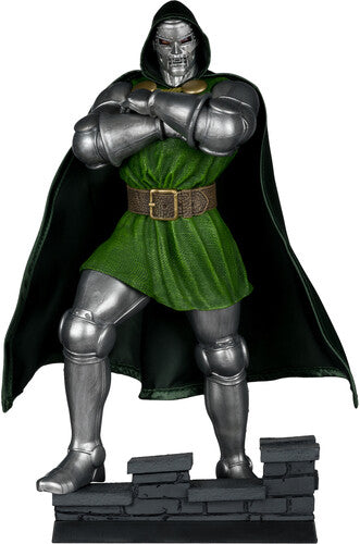 Doctor Doom 1:6 Scale Statue by McFarlane Toys